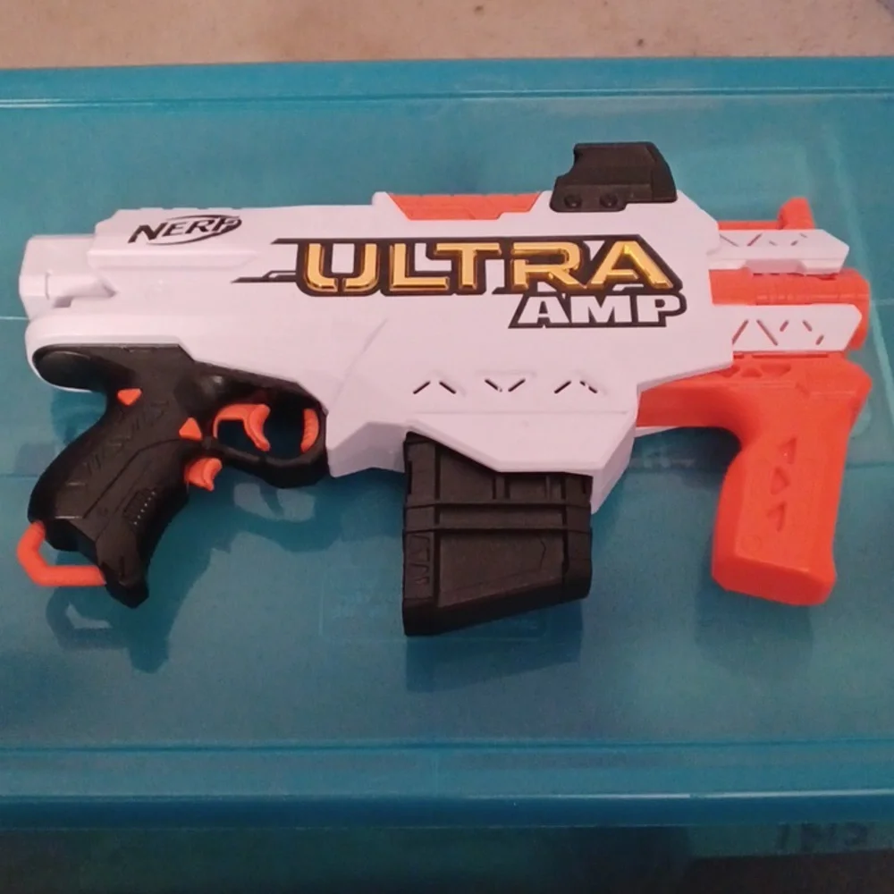 Nerf Gun - Picture 1 of 3